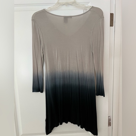 XS DKNY Ombré dip dyed v-neck top - Picture 3 of 3